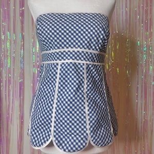 Super cute Lilly Pulitzer top.